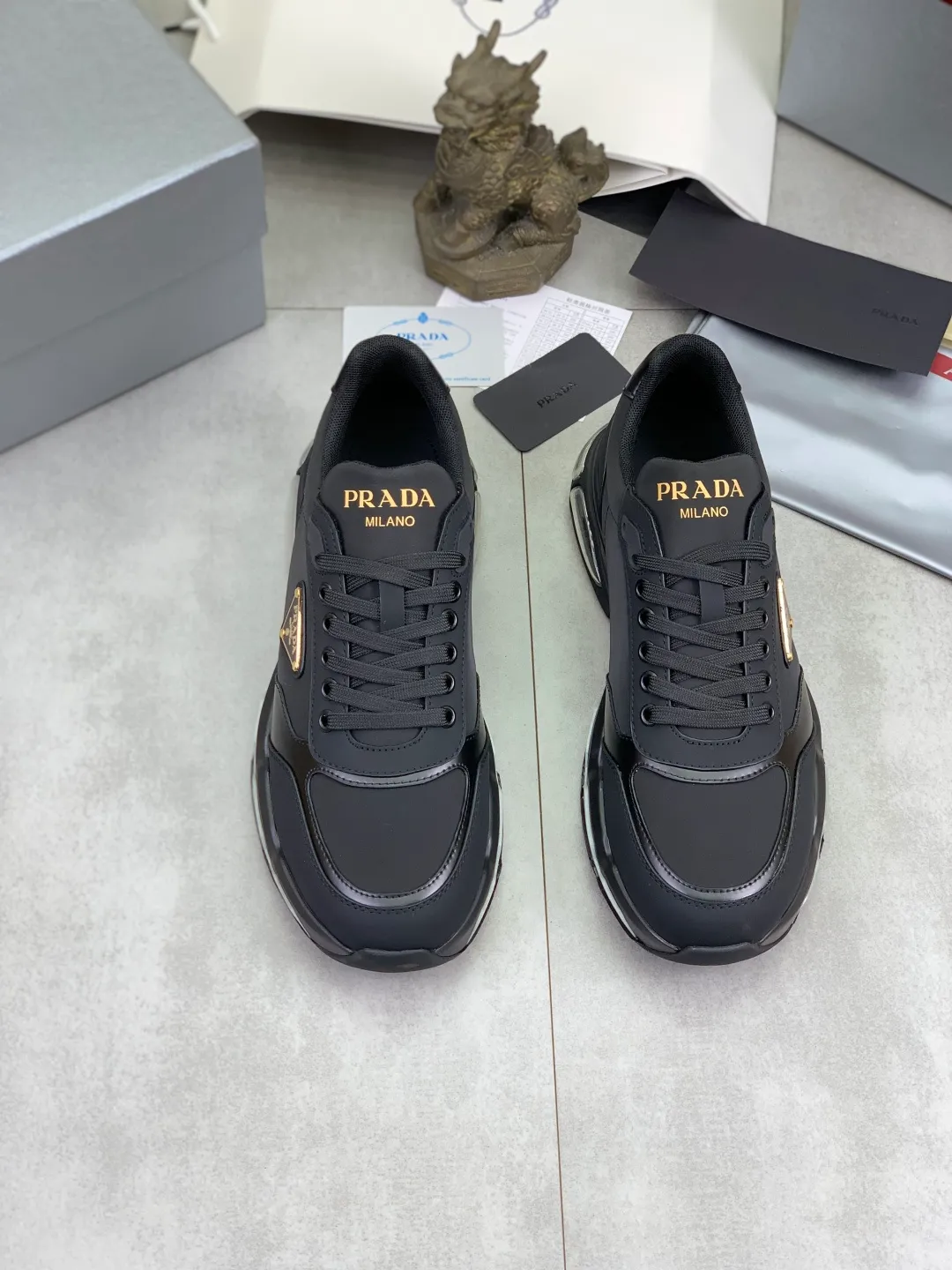 Men's men's shoes 💰pP640 💰[New model] The top version is now available on the official website, 🆘 The air-cushion shock-absorbing thick-soled trendy brand (Prada) is the main popular model, the avant-garde and versatile fashionable men's shoes are privately modeled, and the cowhide surface is spliced 1:1.. The fashion is simple, the original imported cowhide feet; the atmosphere, personality, more fashionable, eye-catching, and pursuit of class, it will subvert the old idea, and be with you to spend time with fashion trendsetters! Must keep for yourself ! Tall and comfortable, large and low, high-end quality workmanship. Size: 38-45; 3️⃣colors available.